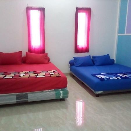 Almira Homestay جامبي المظهر الخارجي الصورة