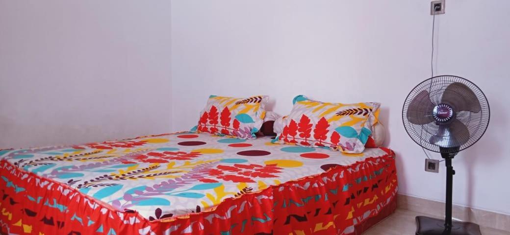 Almira Homestay جامبي المظهر الخارجي الصورة