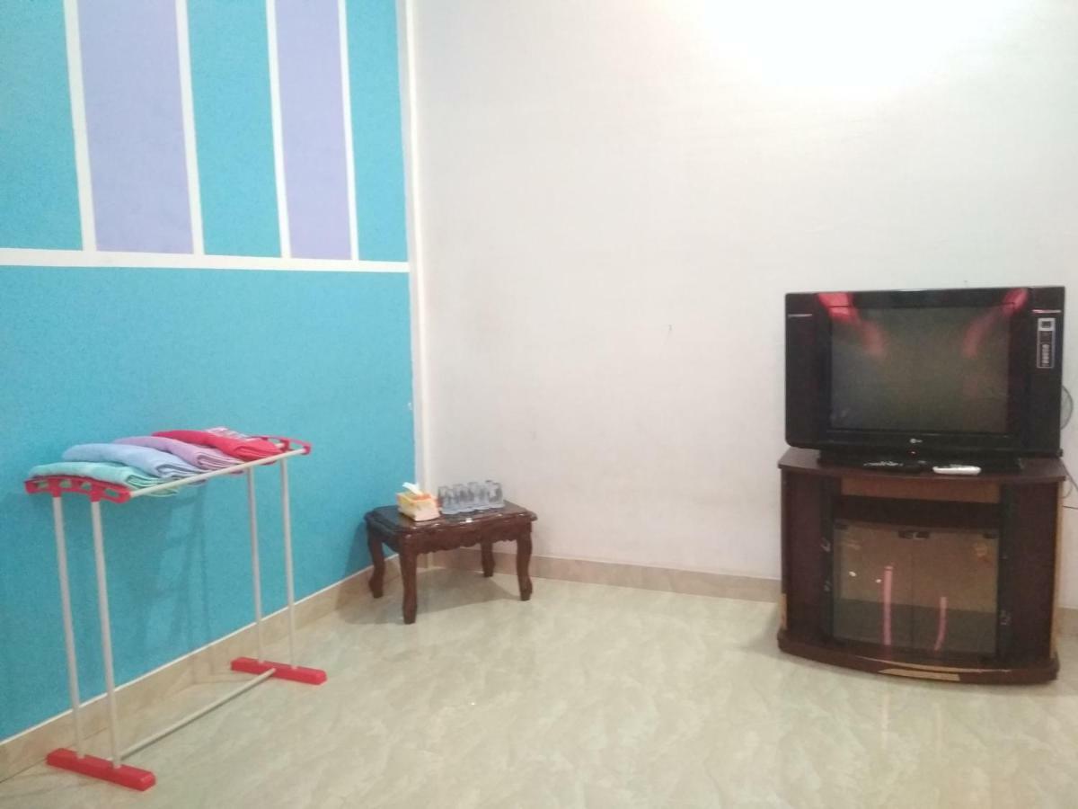 Almira Homestay جامبي المظهر الخارجي الصورة