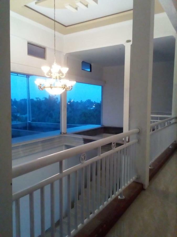 Almira Homestay جامبي المظهر الخارجي الصورة