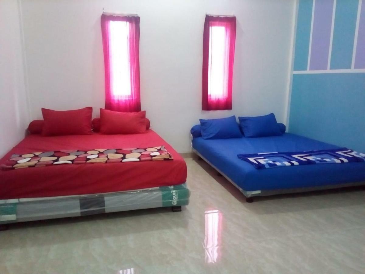Almira Homestay جامبي المظهر الخارجي الصورة