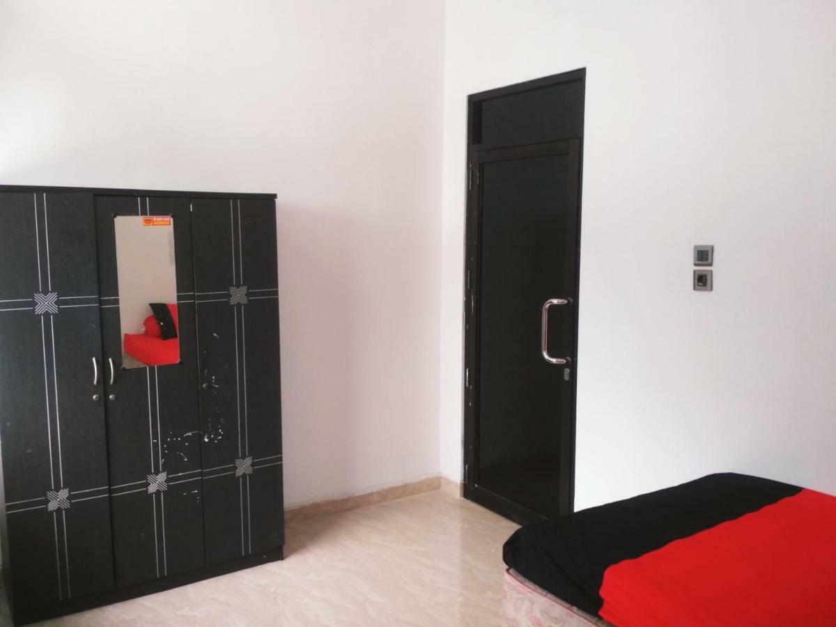 Almira Homestay جامبي المظهر الخارجي الصورة